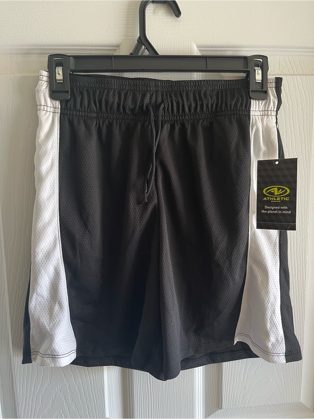 NWT Athletics Works Black & White Kids Performance Shorts size L (10/12)